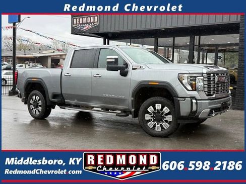 Used 2025 GMC Sierra 3500 Denali image 1