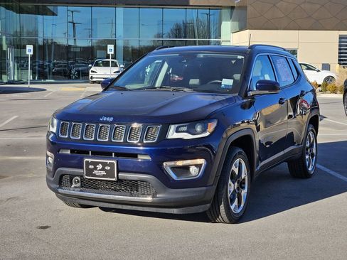 Used 2018 Jeep Compass Limited w/ Navigation Group image 2