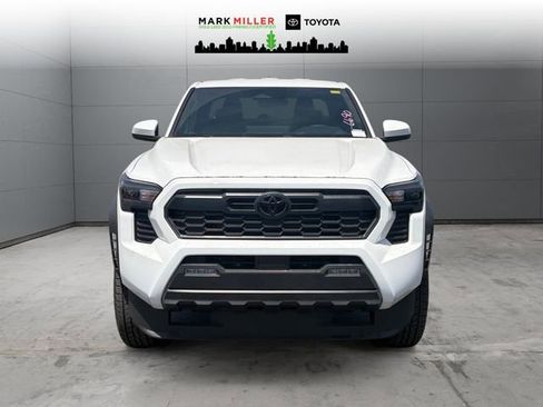 New 2026 Toyota Tacoma TRD Off-Road AWD/4WD image 8