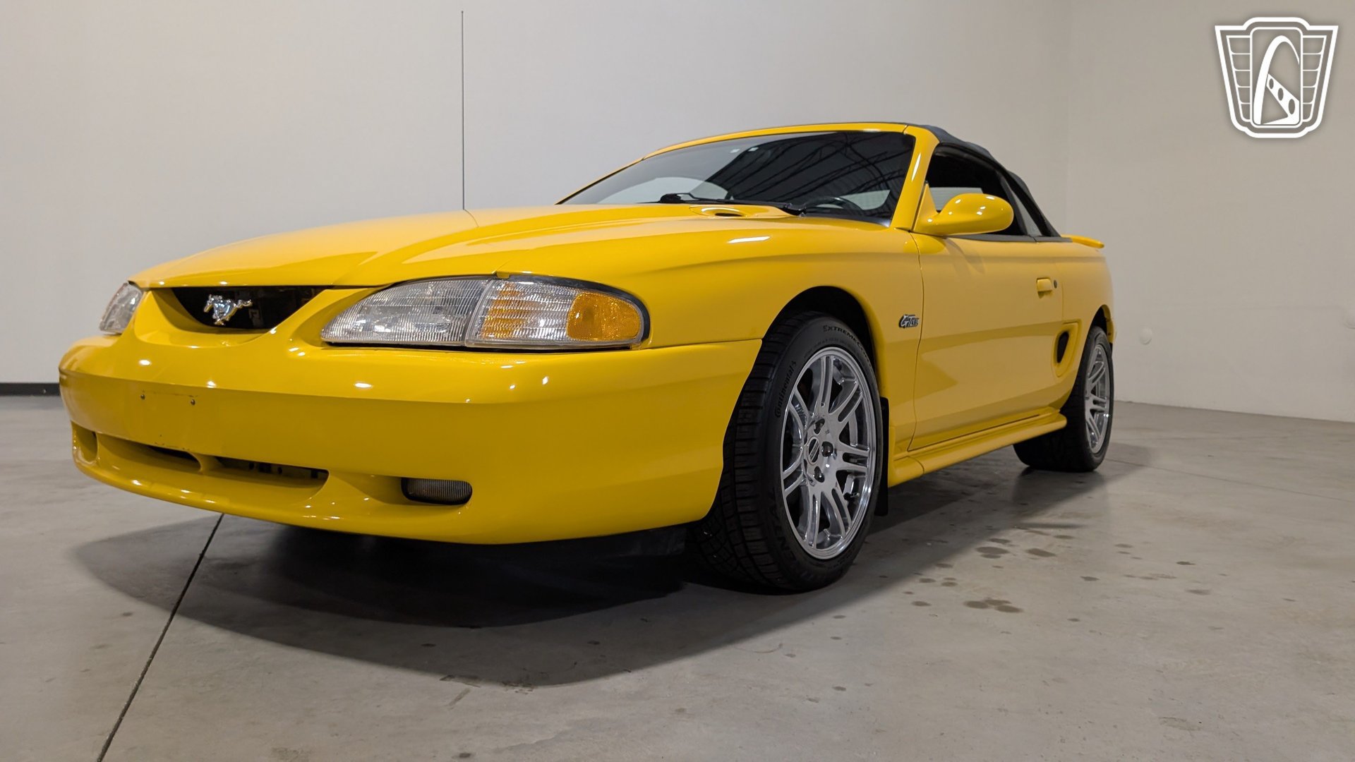 Used 1998 Ford Mustang GT RWD image 4