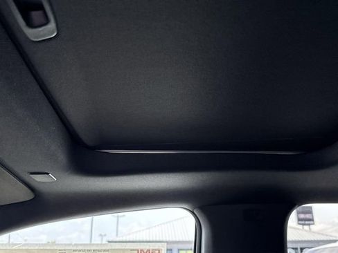 New 2026 GMC Canyon Elevation w/ Convenience Package image 14