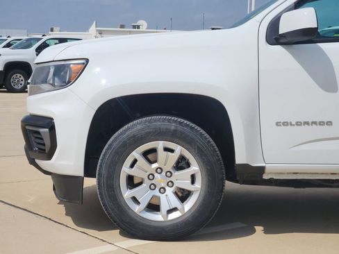 Used 2022 Chevrolet Colorado LT w/ Fleet Safety Package RWD image 8