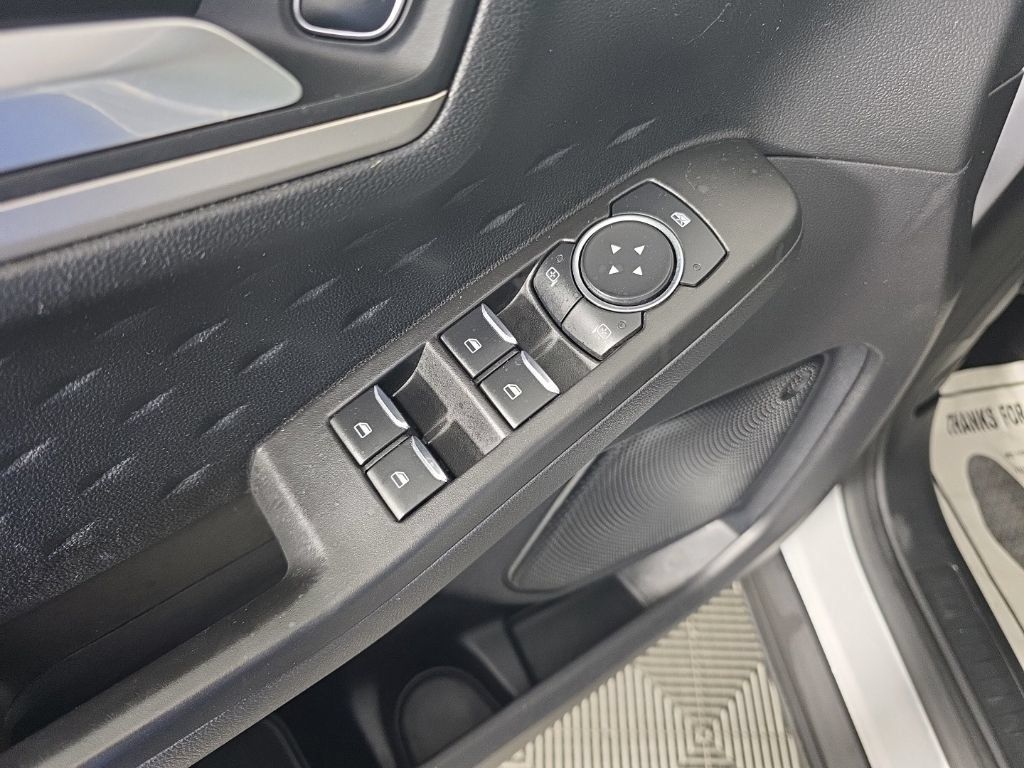 Used 2020 Ford Escape SE AWD/4WD image 12