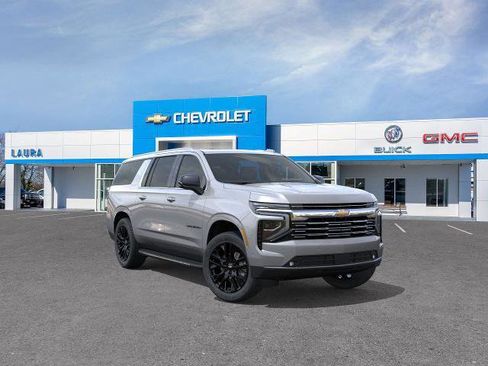 New 2026 Chevrolet Suburban Premier image 28