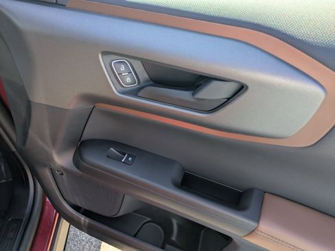 Certified 2025 Ford Bronco Sport Outer Banks w/ Outer Banks Tech Package+ image 32