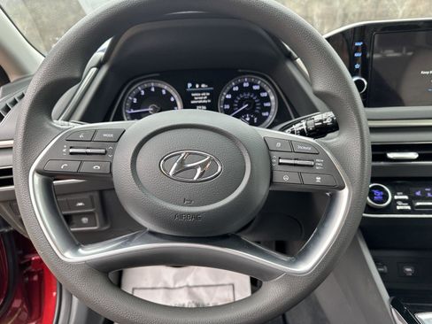 Used 2023 Hyundai Sonata SEL w/ Cargo Package image 10