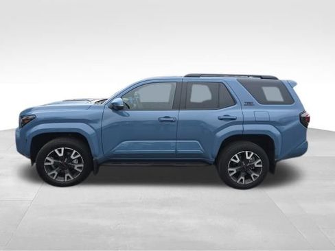 Used 2025 Toyota 4Runner TRD Sport Premium image 3