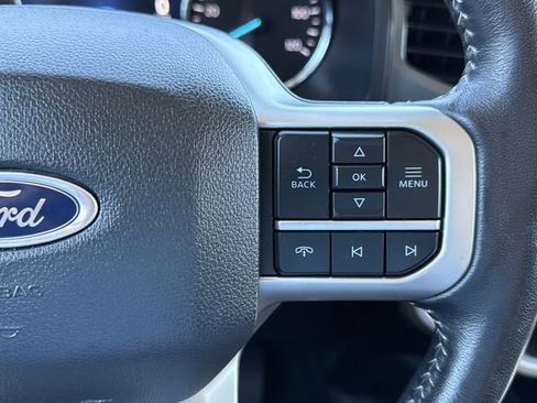 Used 2024 Ford Expedition XLT image 17