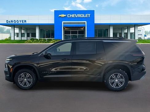 New 2026 Chevrolet Traverse LT w/ Driver Confidence Package image 9