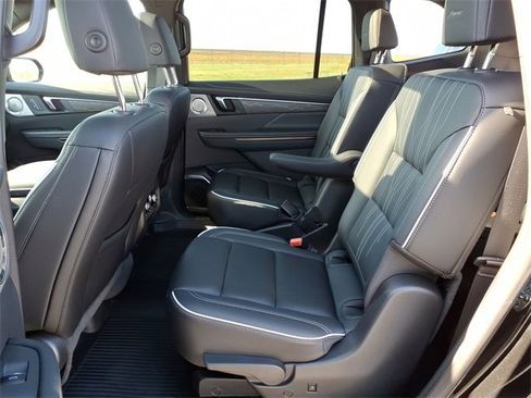 Certified 2025 Buick Enclave Avenir w/ Super Cruise Package image 26