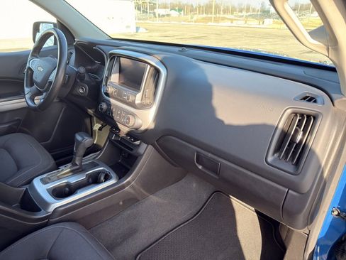 Used 2021 Chevrolet Colorado LT w/ Safety Package image 23