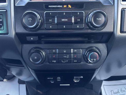 Used 2015 Ford F150 XLT w/ Equipment Group 302A Luxury AWD/4WD image 26