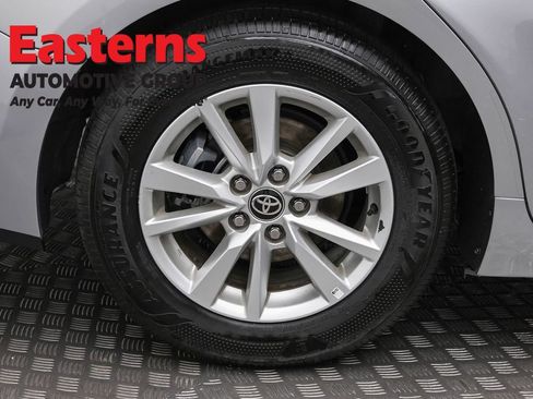 Used 2025 Toyota Camry LE w/ Convenience Package FWD image 31