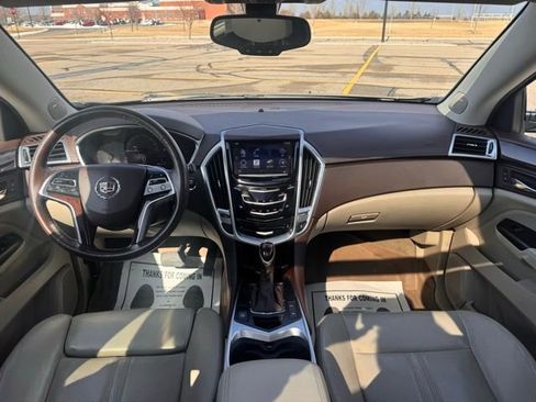 Used 2014 Cadillac SRX Luxury image 14