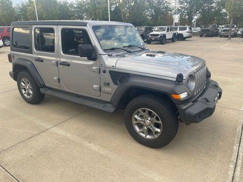 Used 2020 Jeep Wrangler Unlimited Sport AWD/4WD image 9
