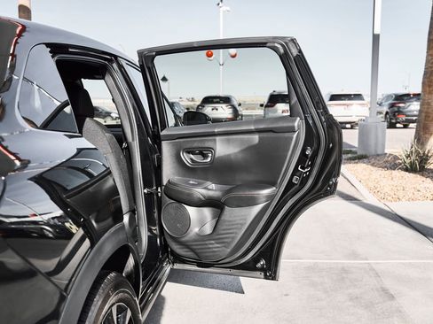 Used 2024 Honda HR-V Sport image 11