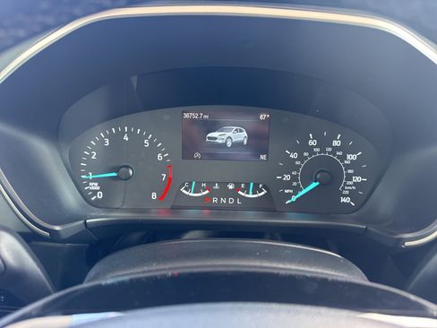 Certified 2022 Ford Escape SEL image 30