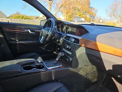 Used 2012 Mercedes-Benz C 250 C 250 Sport 4dr Sedan image 16