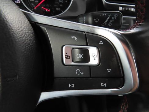 Used 2017 Volkswagen GTI Sport FWD image 21