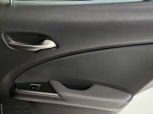 Used 2025 Lexus UX 300h FWD image 42