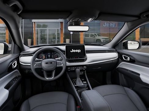 Used 2026 Jeep Compass Limited AWD/4WD image 14