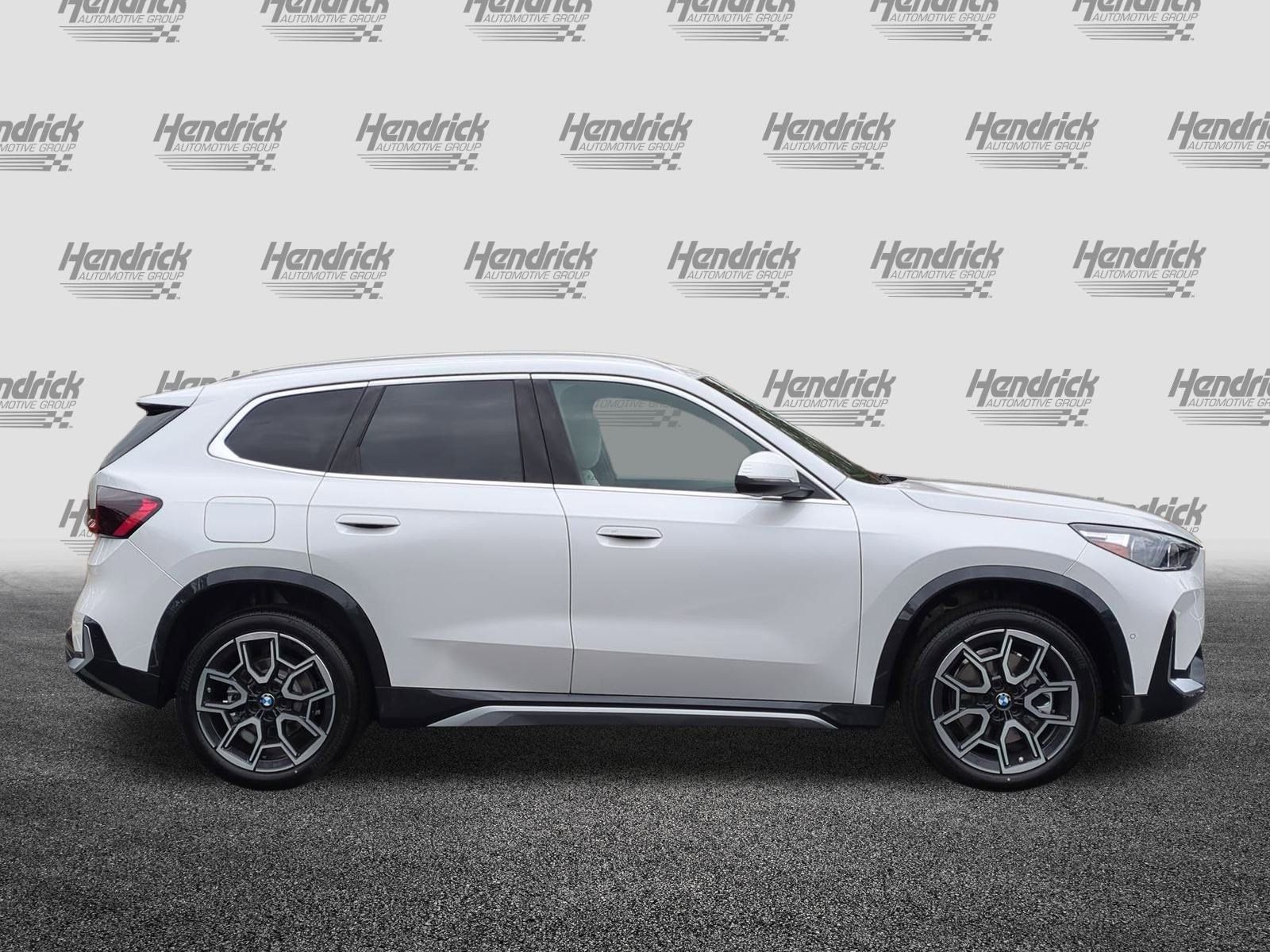Used 2026 BMW X1 xDrive28i w/ Convenience Package AWD/4WD image 11