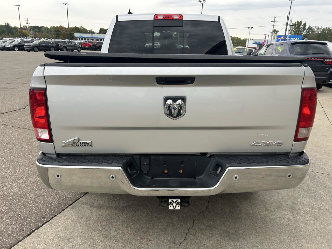 Used 2016 RAM 1500 SLT AWD/4WD image 6