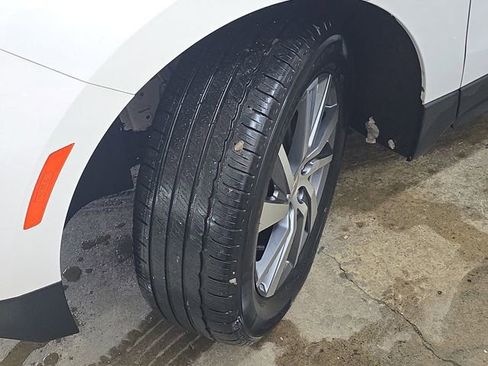 Used 2024 Chevrolet Equinox LT w/ LPO, Floor Liner Package image 34