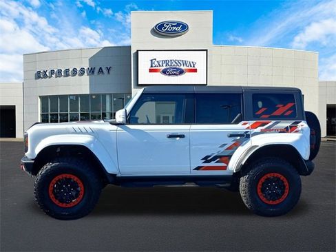 Used 2024 Ford Bronco Raptor image 9