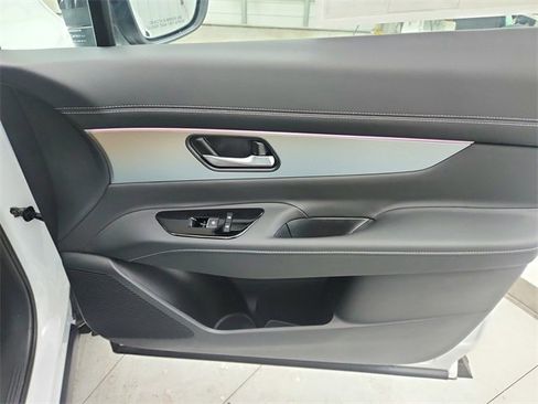 New 2025 Nissan Murano SL image 36