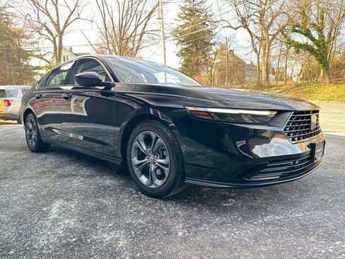 Used 2024 Honda Accord EX image 7