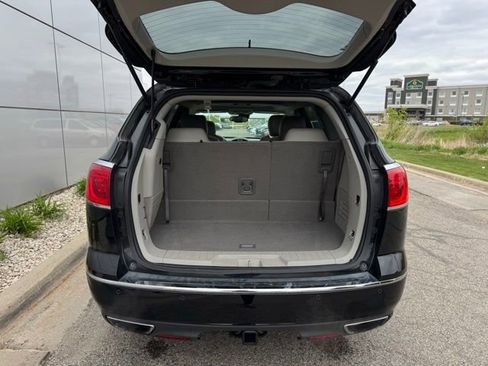 Used 2017 Buick Enclave Leather AWD/4WD image 33