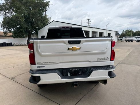 Used 2022 Chevrolet Silverado 2500 High Country AWD/4WD image 30