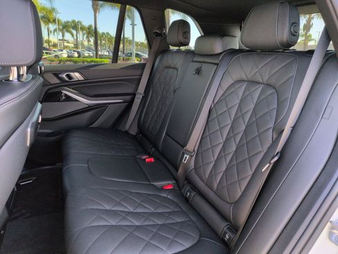 Used 2024 BMW X5 xDrive40i w/ M Sport Package image 31