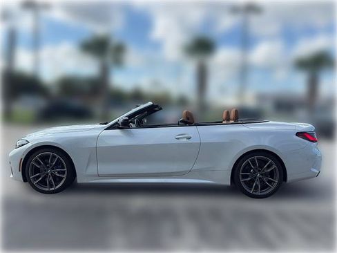 Used 2022 BMW M440i Convertible RWD image 8