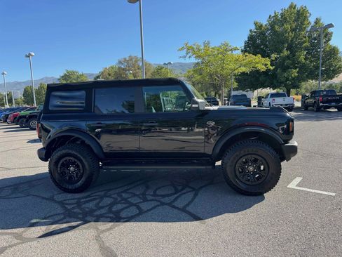 Used 2022 Ford Bronco Wildtrak image 35