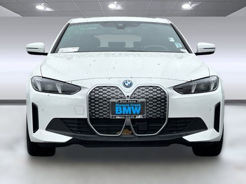 Used 2025 BMW i4 eDrive40 w/ Premium Package image 5