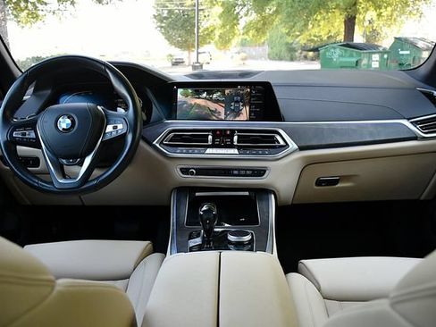 Used 2021 BMW X5 xDrive40i w/ Convenience Package AWD/4WD image 18