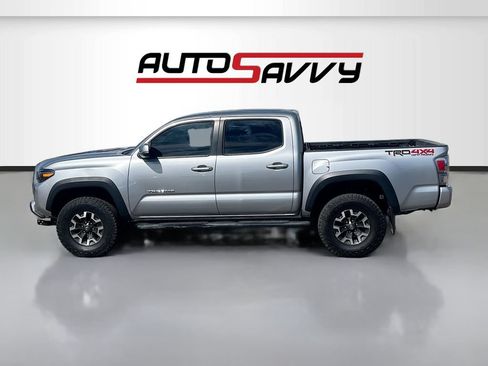 Used 2021 Toyota Tacoma TRD Off-Road w/ Technology Package AWD/4WD image 4