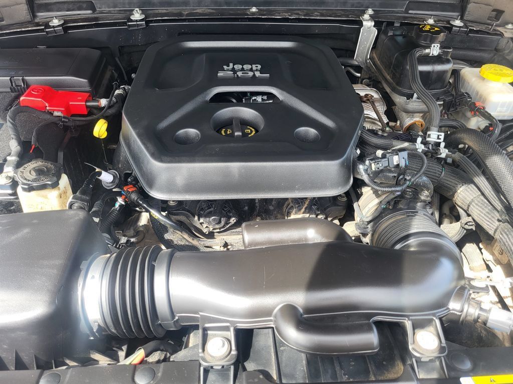Used 2018 Jeep Wrangler Unlimited Sport AWD/4WD image 24