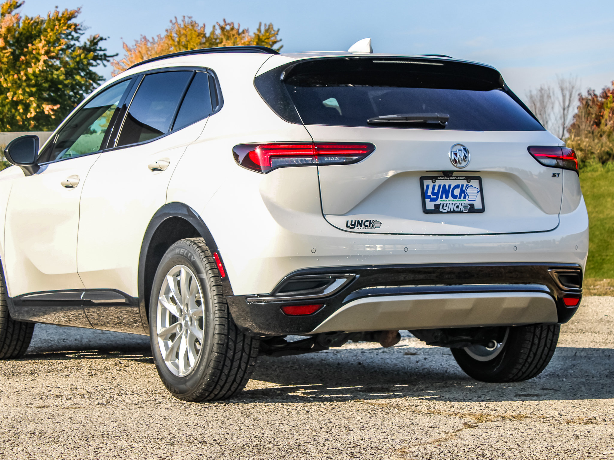 Used 2021 Buick Envision Essence w/ Sport Touring Package AWD/4WD image 9