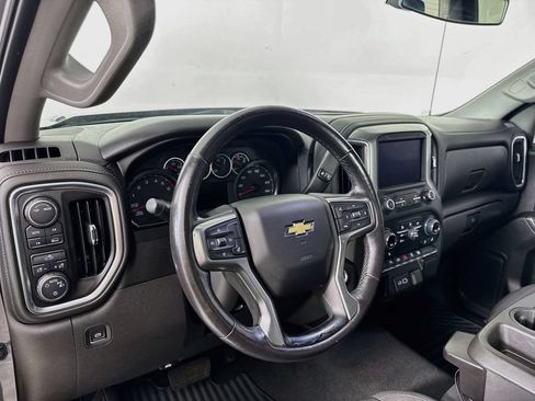 Used 2021 Chevrolet Silverado 1500 LT w/ LPO, Dark Essentials Package AWD/4WD image 10