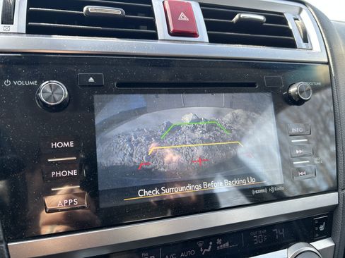 Used 2017 Subaru Legacy 2.5i Premium image 21