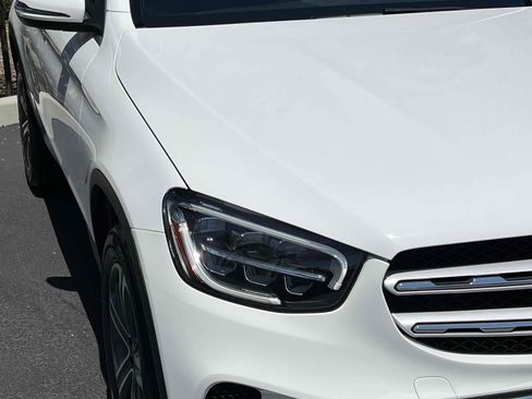 Used 2020 Mercedes-Benz GLC 300 4MATIC image 37