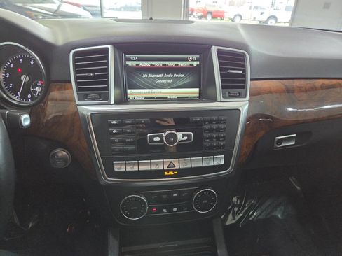 Used 2015 Mercedes-Benz ML 350 4MATIC image 31