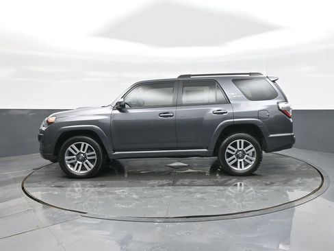 Certified 2022 Toyota 4Runner TRD Sport image 4