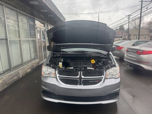 Used 2014 Dodge Grand Caravan SE w/ Quick Order Package 29E SE image 7