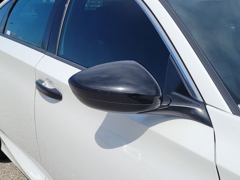 Used 2022 Honda Accord Sport image 8