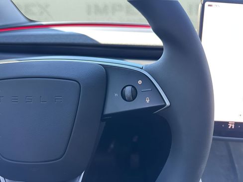 Used 2026 Tesla Model Y 2WD image 17