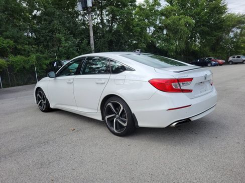 Used 2021 Honda Accord Sport image 3